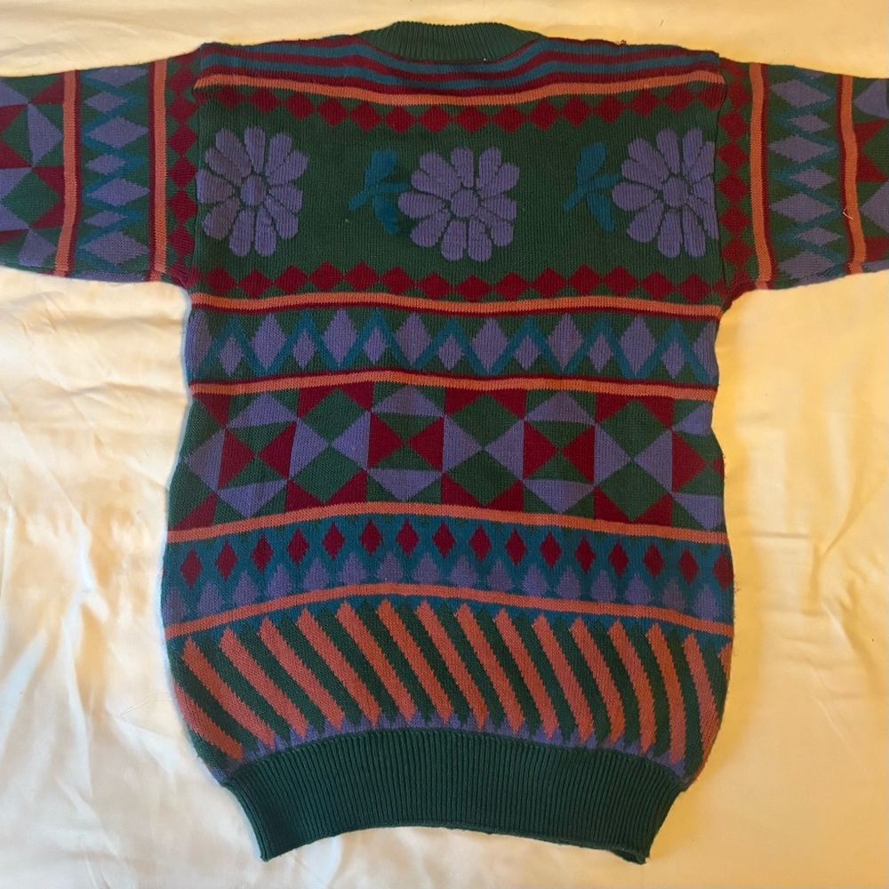 Colorful Geometric Pattern Sweater - Picture 3 of 5